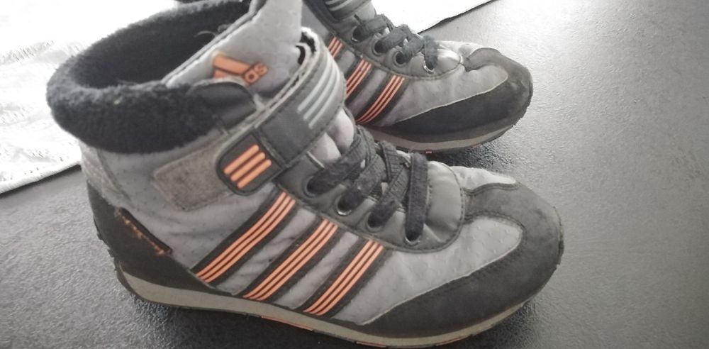buty ADIDAS dla chłopca r. 33