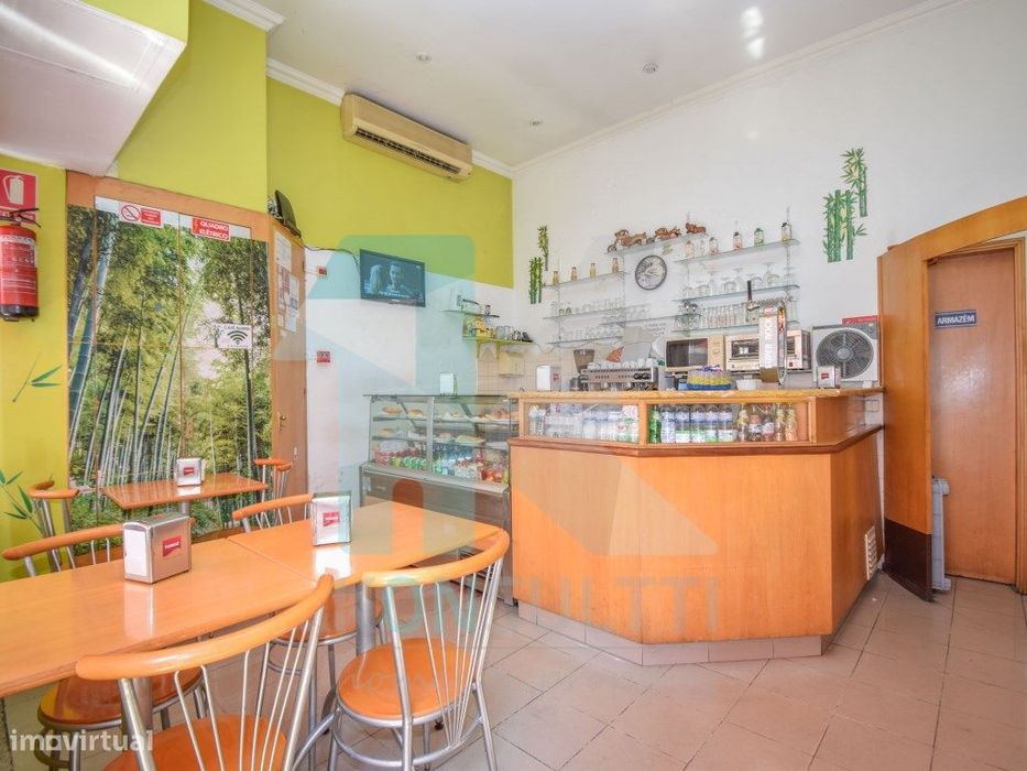 Loja em Entre Campos Lisboa |Trespasse de Loja Versátil!