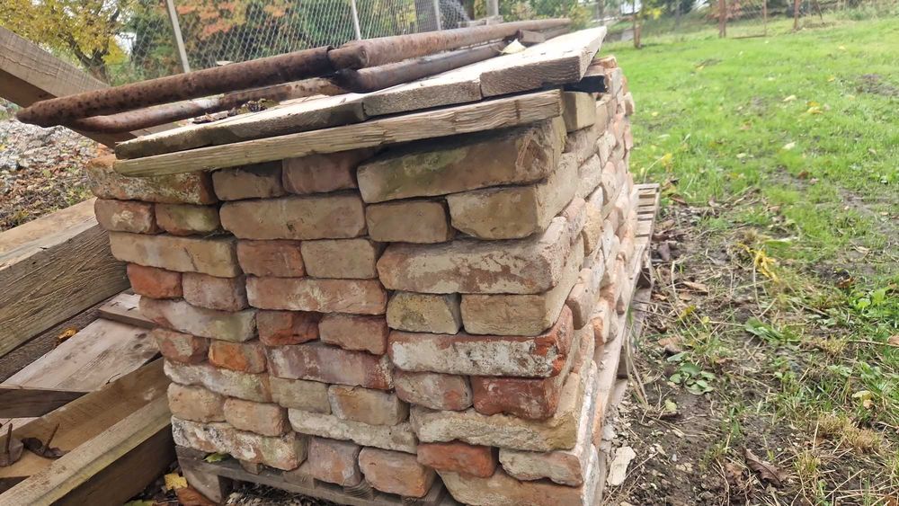 Цегла рядова   ціна 900 грн. 270 шт