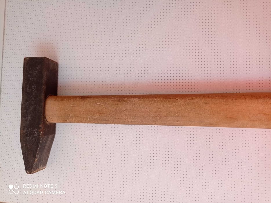 Молоток слесарный с квадратным бойком вес, г: 800