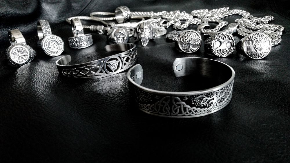 Efektowna stalowa nordycka bransoletka wikinga drzewo Yggdrasil celtyc