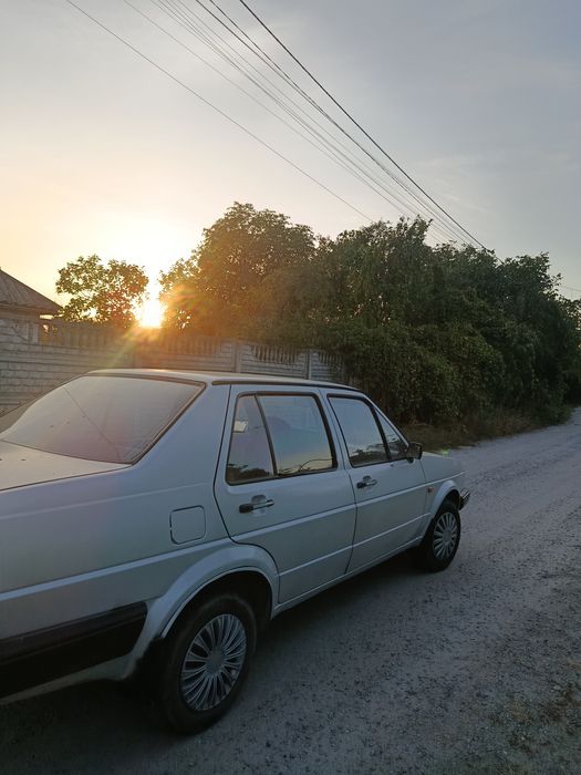 Продам volkswagen jetta в нормальному стані