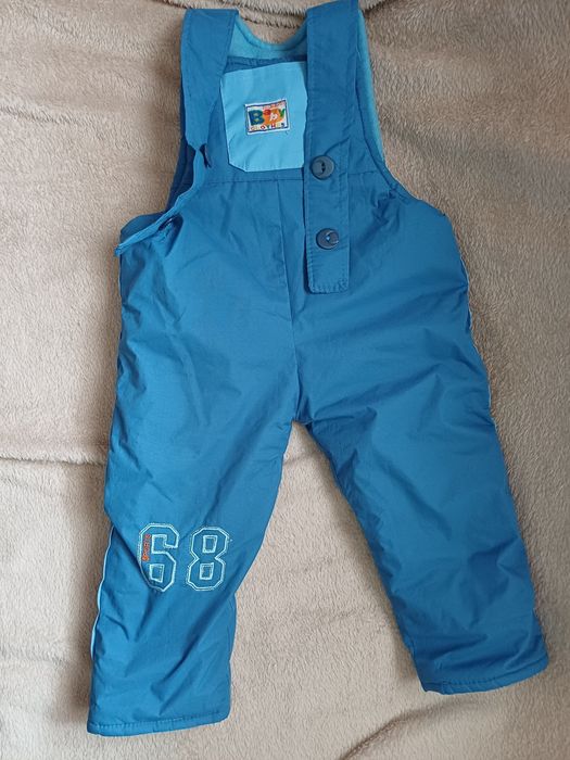 Kurtka plus spodnie zimowe i czapki stan idealny. R. 80