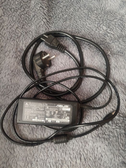 Блок живлення Asus ADP-65DB / REV.B