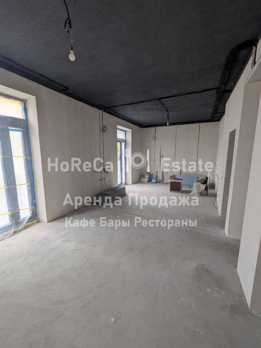 Аренда. Фасад. 1эт. 17.7м2. Помещение. пр-т. Науки 59.