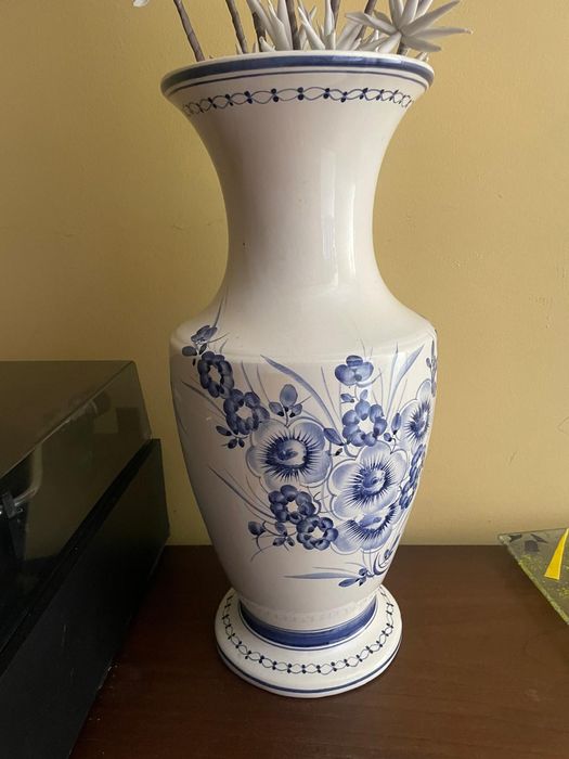 Tall Ceramic Pitcher447454621697976320