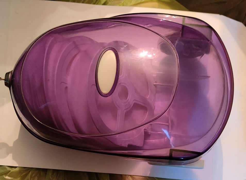 Nowy pojemnik do przechowywania płyt CD