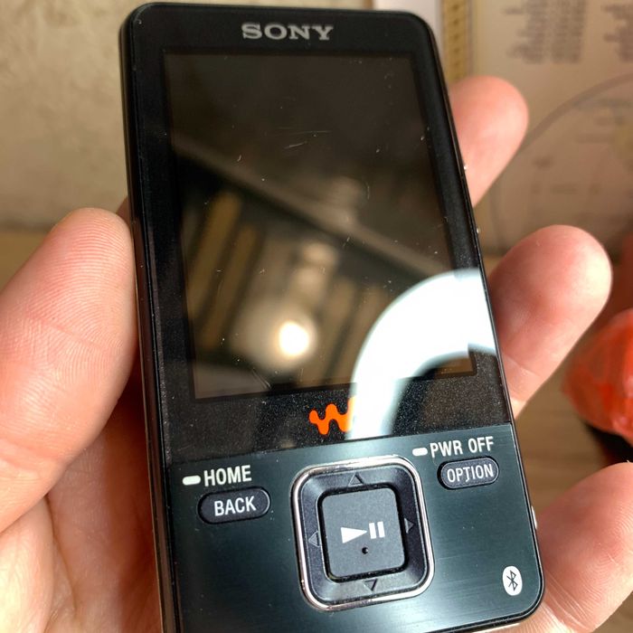 Портативний МР3 плеєр Sony Walkman NWZ-A829 16GB Bluetooth
