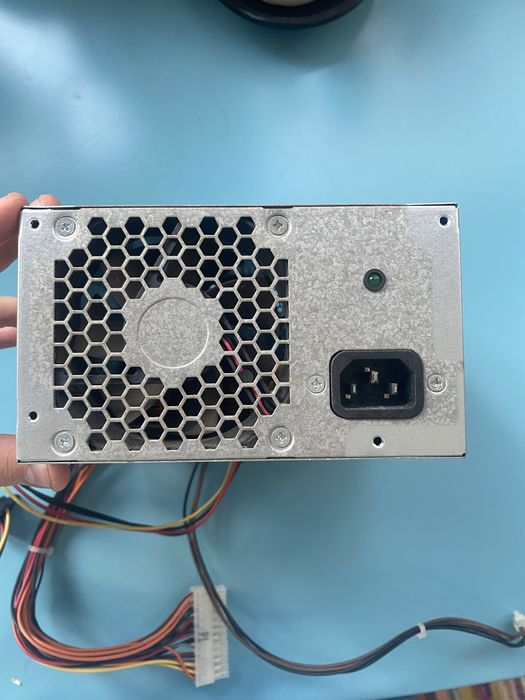 180W Maximum Power Supply for Computer64751281479938120