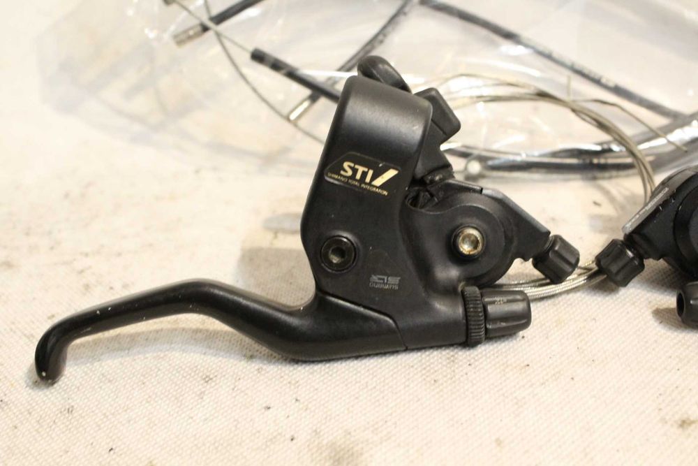SUPER STAN klamkomanetki shimano deore DX ST-M071 . 3x7s japan da1