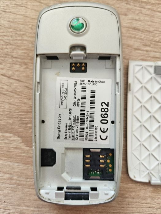 Telefon kolekcjonerski Sony Ericsson T300