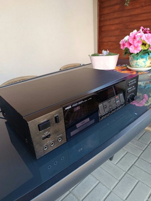 Odtwarzacz kasetowy Yamaha K-640 DOLBY B-C