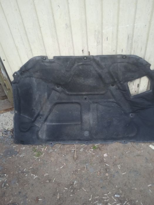 Daewoo  Lanos шумоизоляция капота