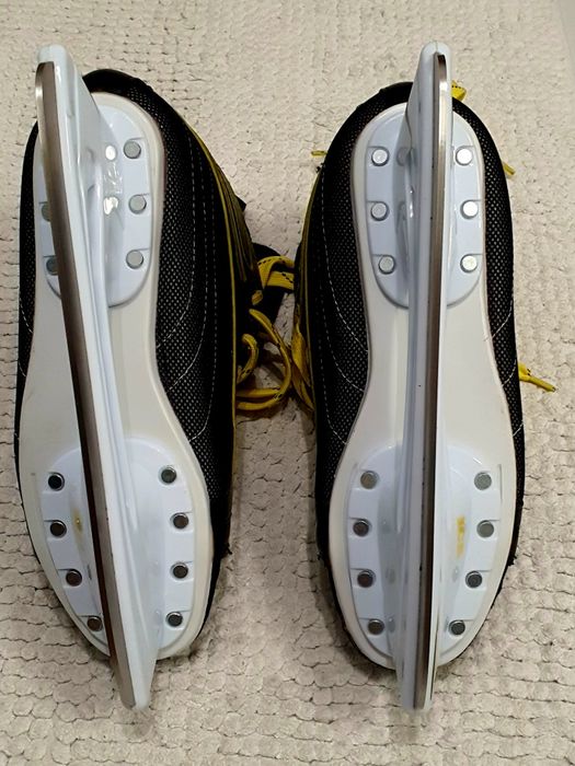 Łyżwy hokejowe męskie roz.40