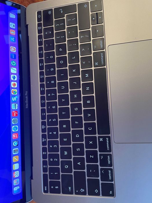 MacBook Pro 13" 2017 | i5 2.3 GHz | 8 GB RAM | 256 GB SSD | BDB