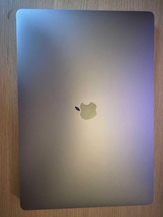 MacBook Pro 16” (2019) – Excelente estado