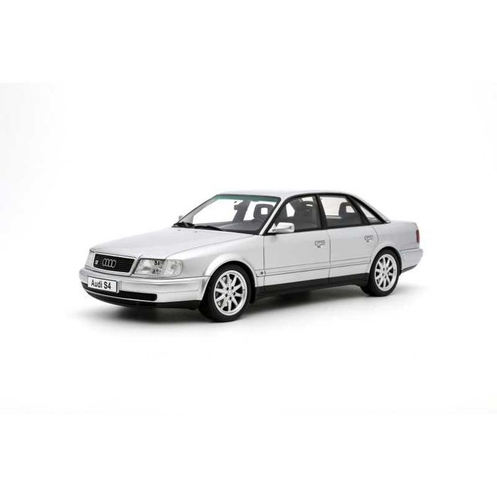 1/18 Audi A4 S4 4.2 V8 C6 - OTTO OT464