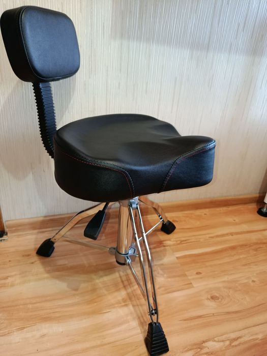 NOWY stołek hydrauliczny z oparciem