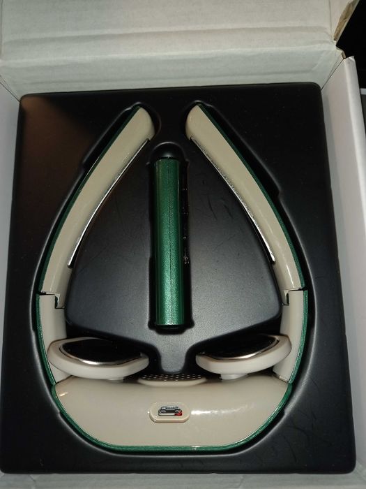 Przyrzad do masazu szyi