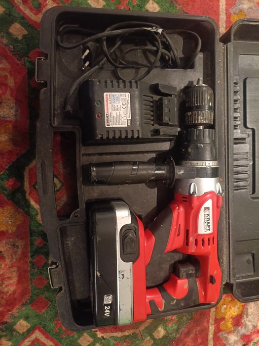 Шуруповёрт аккумуляторный