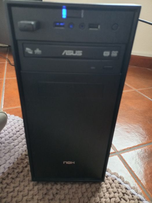 Selling Desktop PC with i5 Processor446030691152711683