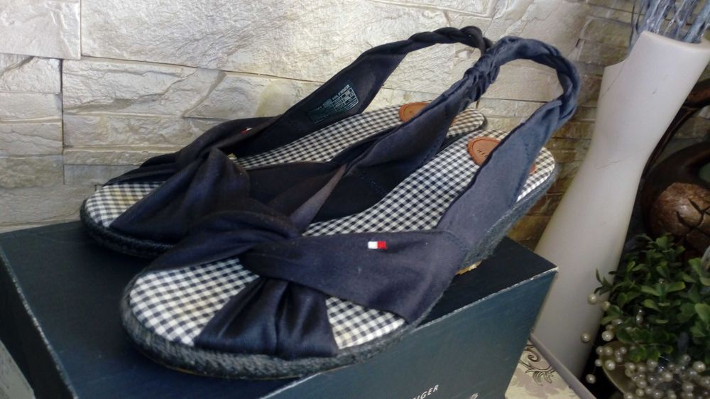 TOMMY HILFIGER MARY - sandały na koturnie, rozmiar 38, stan idealny