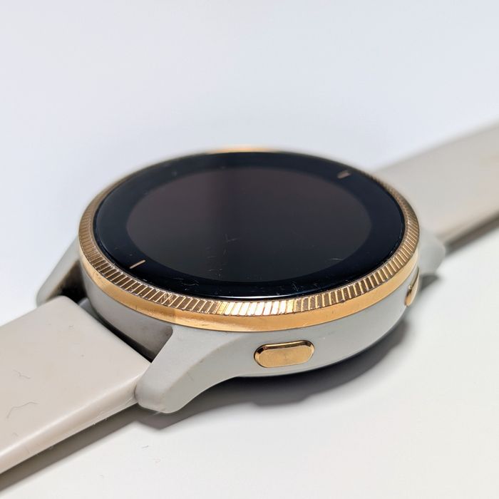 Garmin Venu Beżowy