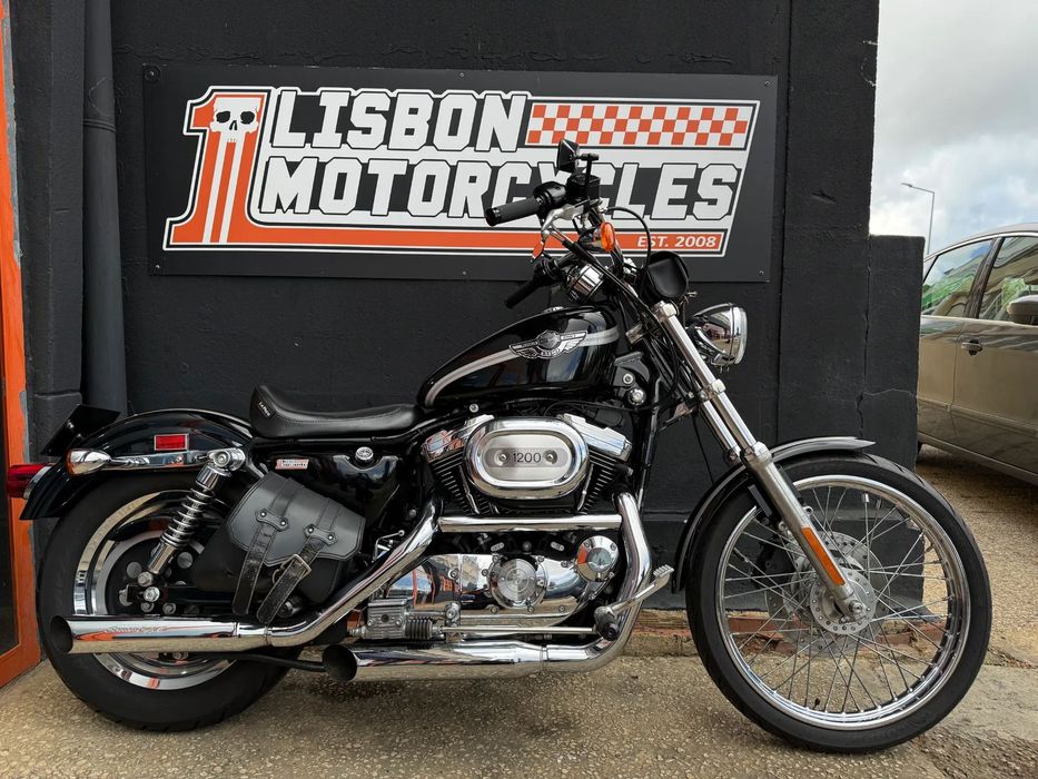 Harley-Davidson XL Centenária