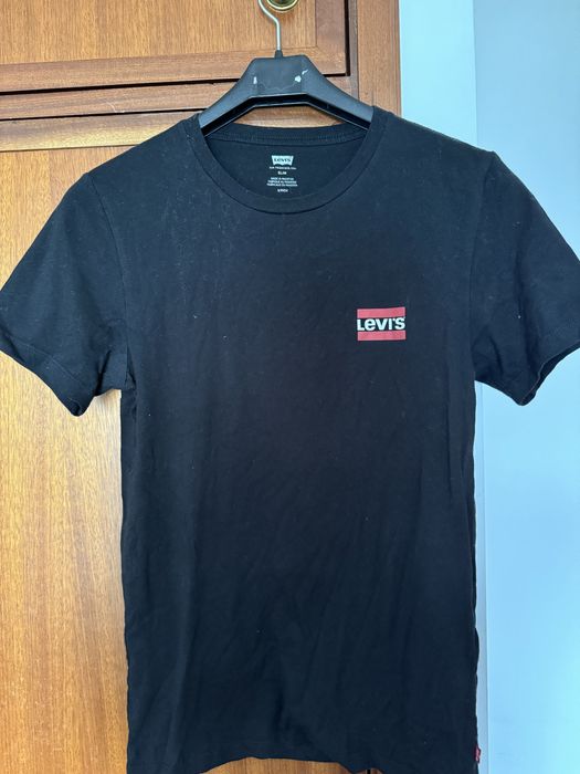 Levi's T-Shirts - S in Black, White, and Blue