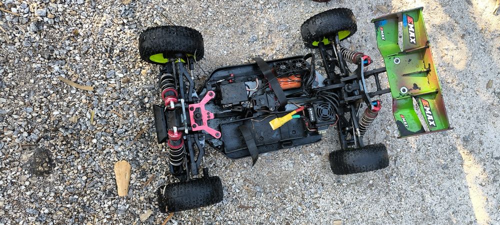 Carro RC 1:8  4s Reely pronto a andar
