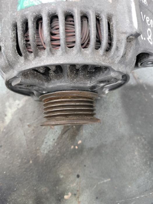Генератор Land Rover Freelander  1.8 16V 18k4f  YLE102060