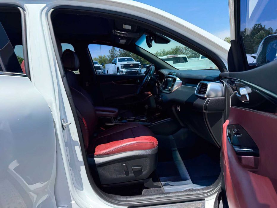 Kia Sorento SX Limited      2016