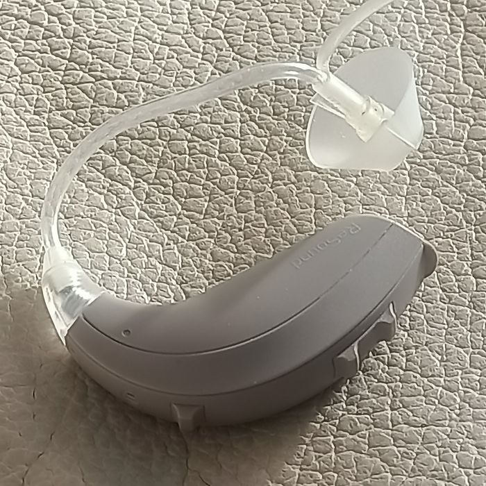 Слуховой аппарат Resound UP 977 для детей и взрослых