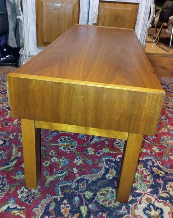 Konsolka w stylu mid centure