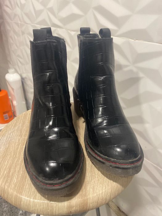 Botas pretas número 38