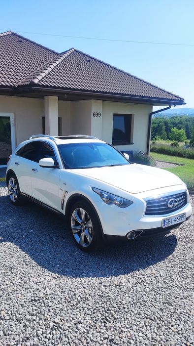 Infiniti QX70