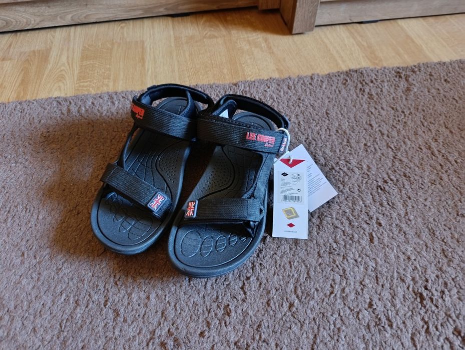 Nowe sandały Lee Cooper