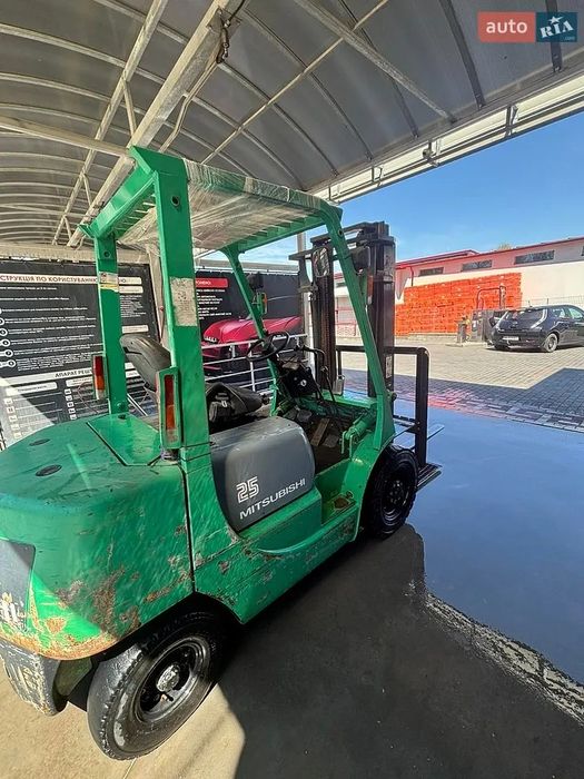 Навантажувач вилковий Mitsubishi FG25