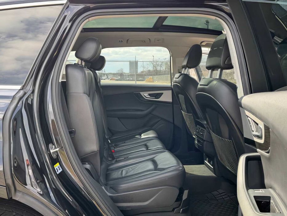 Audi Q7 quattro Premium 45 TFSI      2019