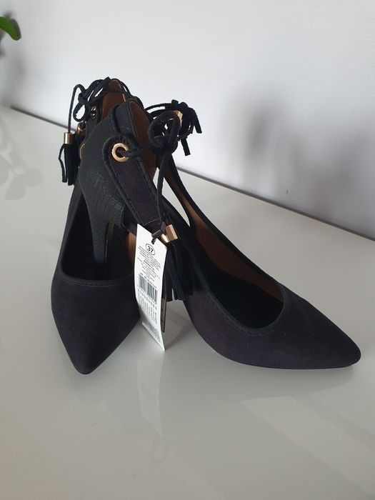 Czarne szpilki zamszowe Top Secret nowet