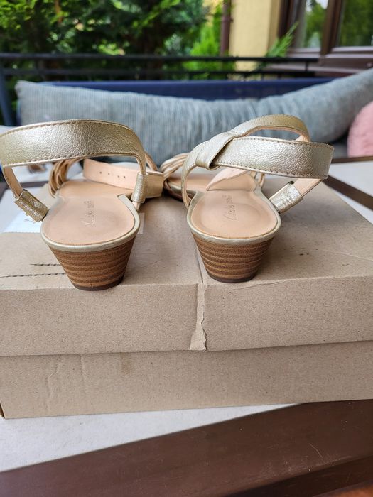 Sandały złote skórzane clarks roz 41