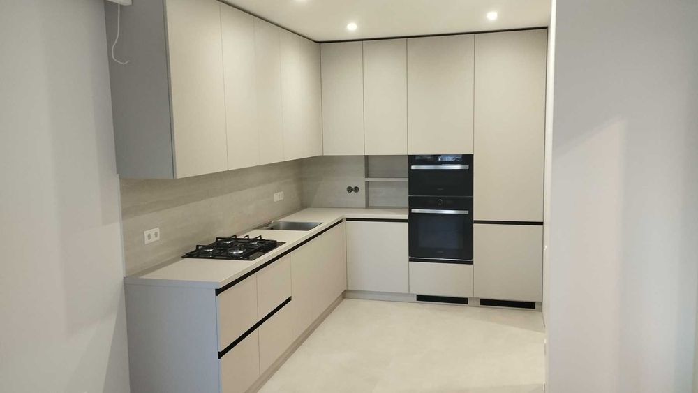 Виготовлення: Кухні, спальні, ванни, гардероби, офіси, шафи, тумби