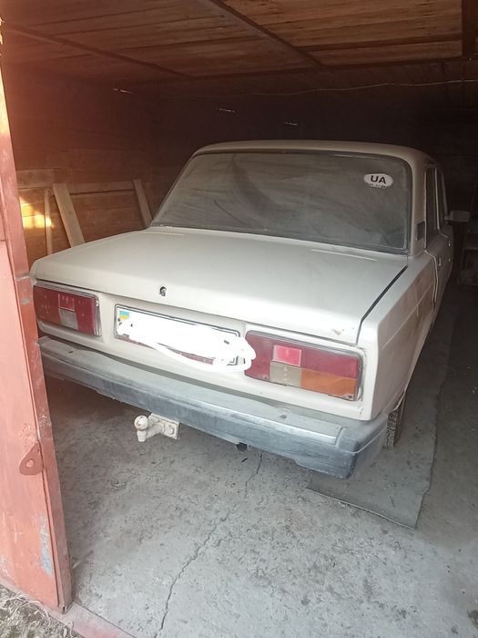 Продам ВАЗ 2105 в доброму стані.