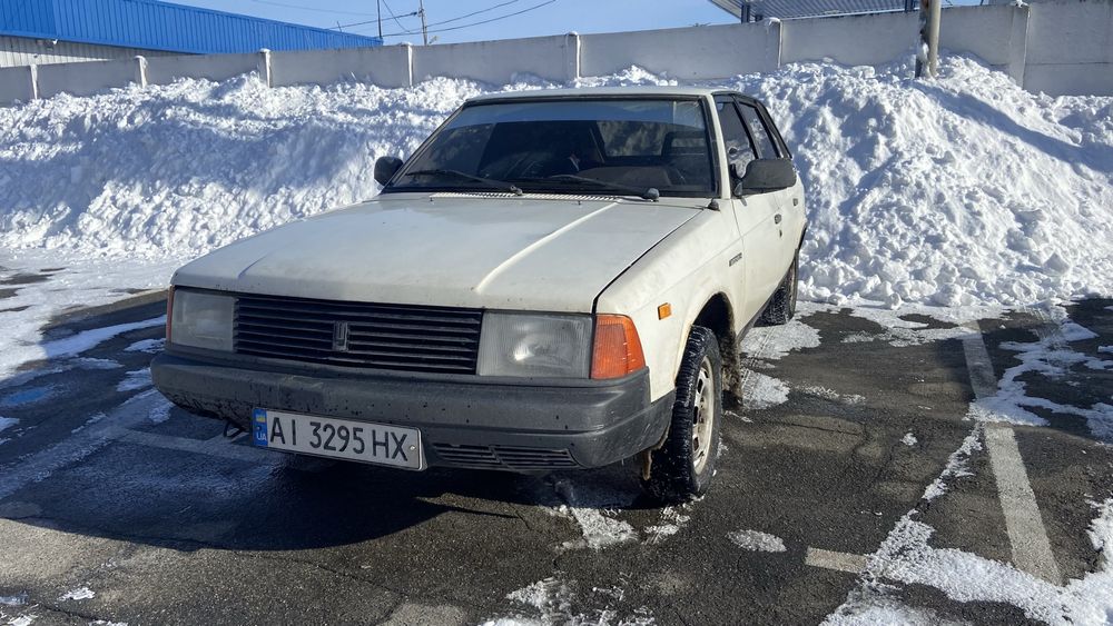 Москвич 2141.