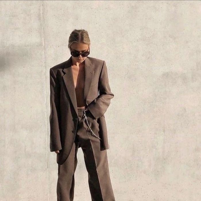 Брючний костюм