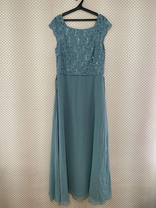 Нова сукня фірми «Swing”