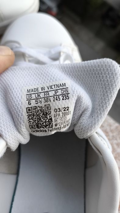 Buty Adidas Stan Smith białe perłowe detale rozmiar 38 2/3