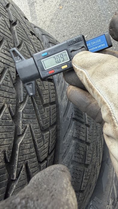 255/50/20 Vredestein wintrac 4 Xtreme