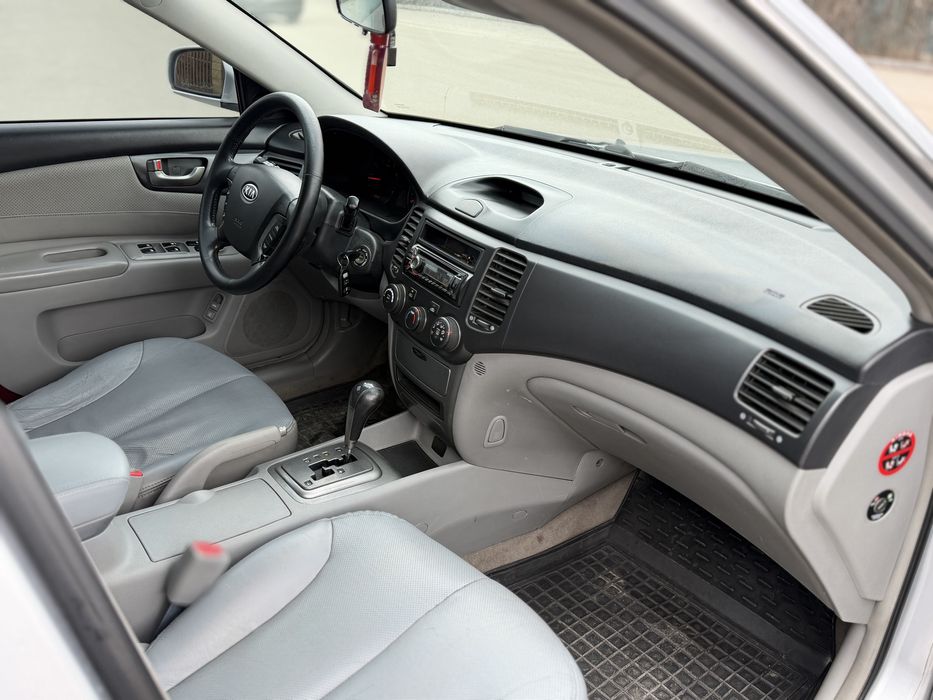 Kia Magentis 2.7 Автомат один власник  з салону