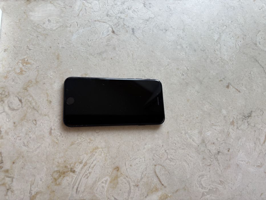 Iphone SE 2022 (3 geração) 64 GB- caixa, fones e capa